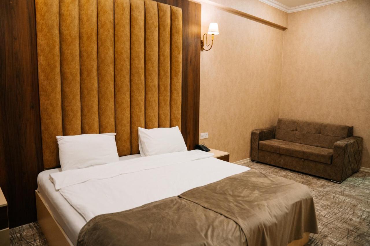 The Clocktower Hotel Baku Eksteriør bilde
