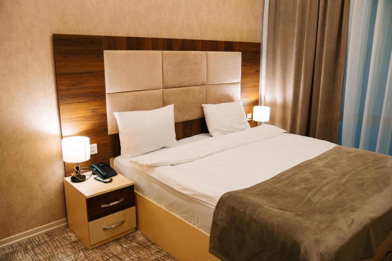 The Clocktower Hotel Baku Eksteriør bilde