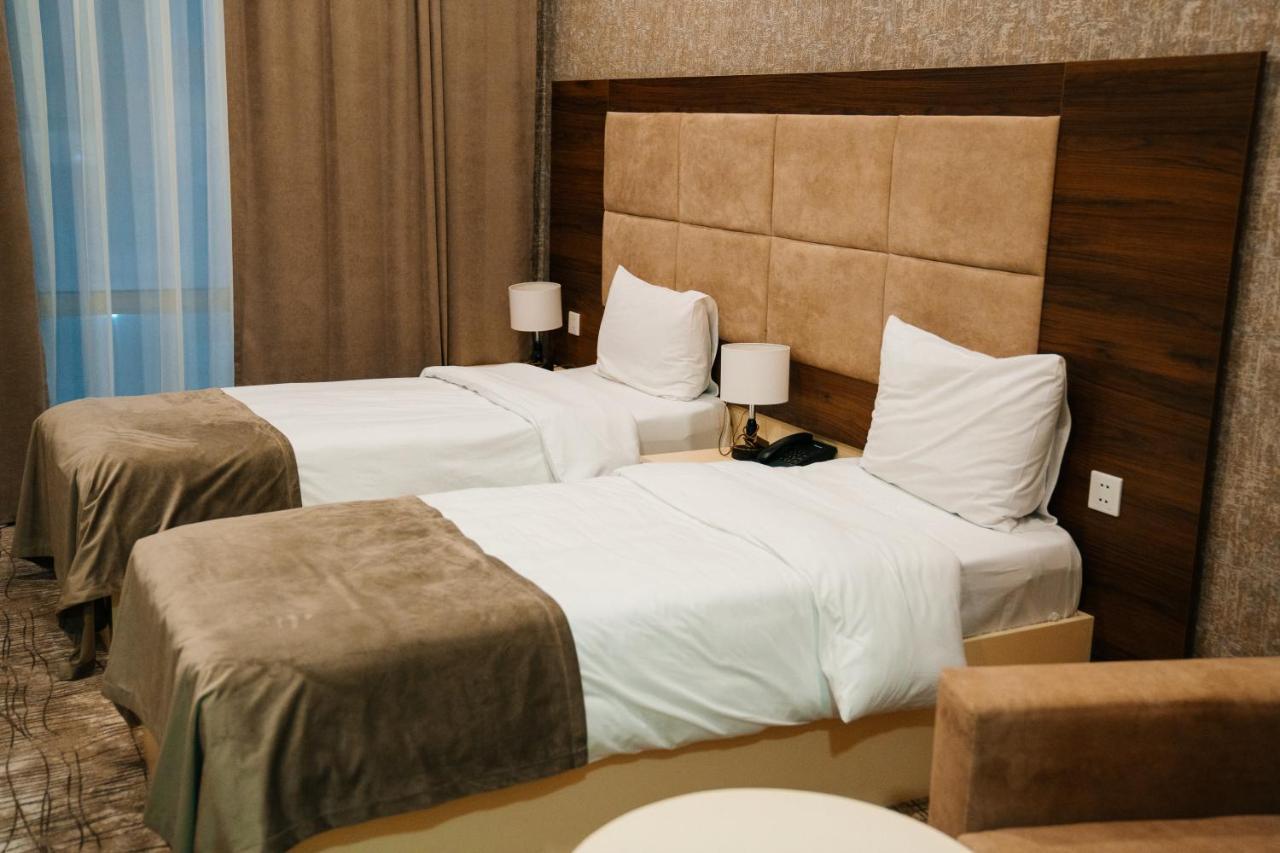The Clocktower Hotel Baku Eksteriør bilde