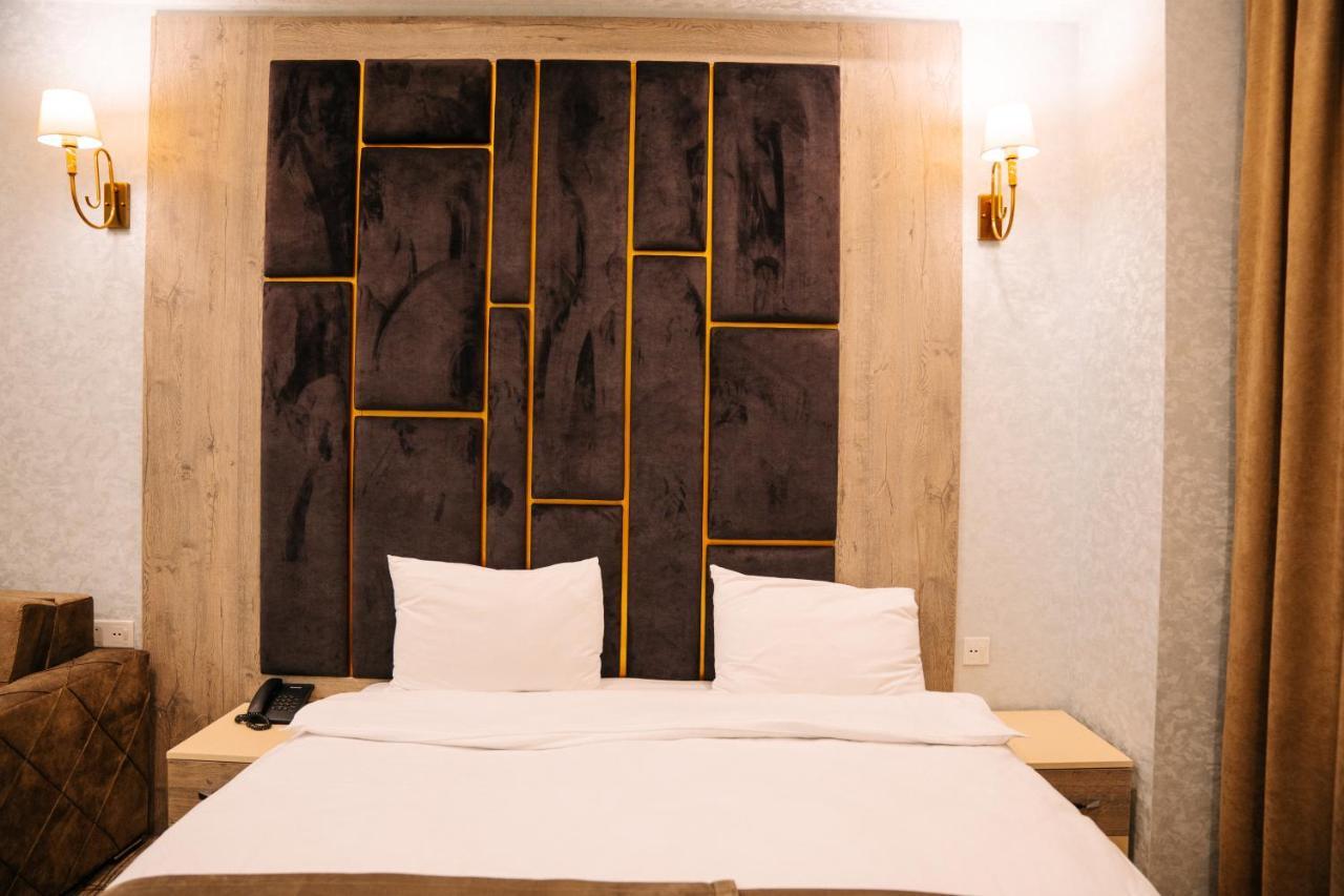The Clocktower Hotel Baku Eksteriør bilde