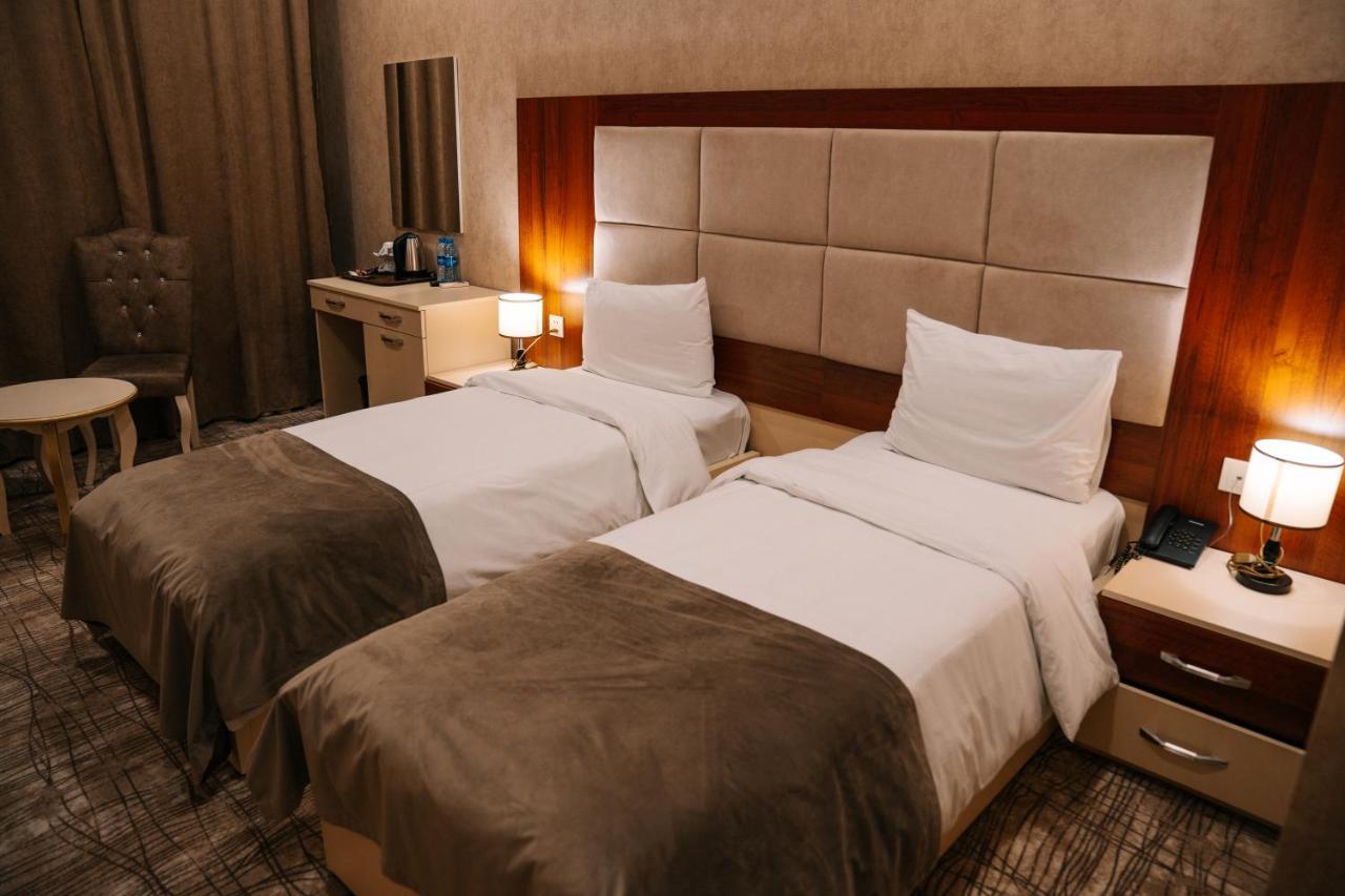 The Clocktower Hotel Baku Eksteriør bilde